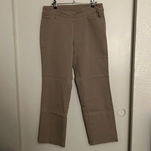 Time and Tru M(8-10) Average khaki